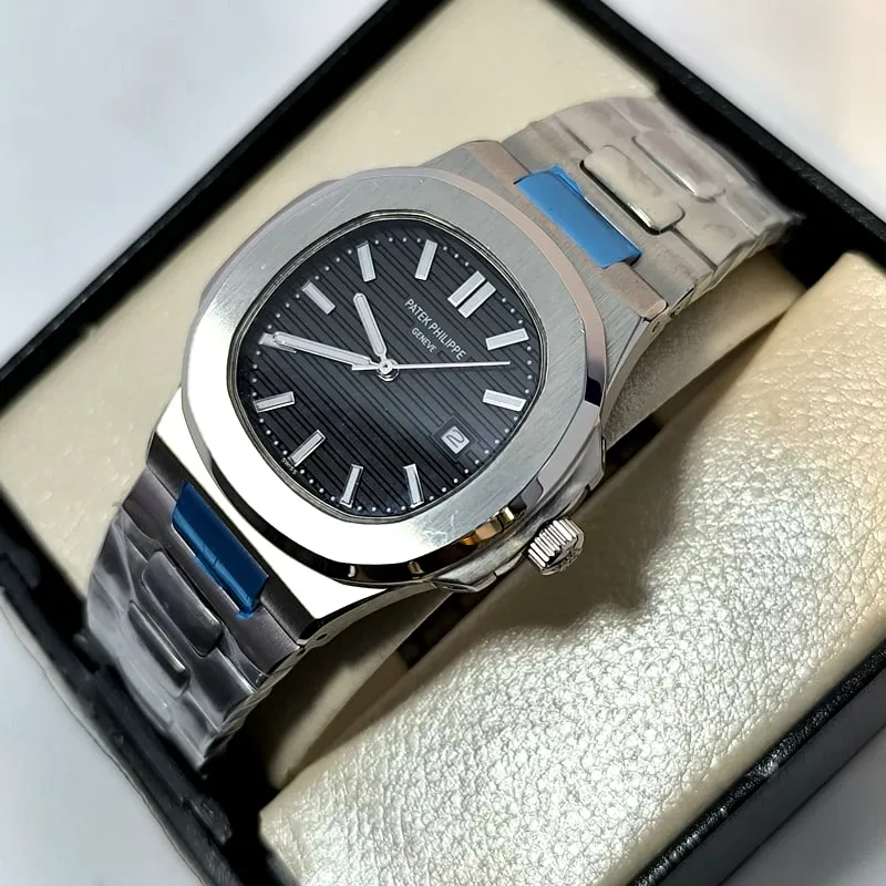 ساعت پتک فلیپ Nautilus