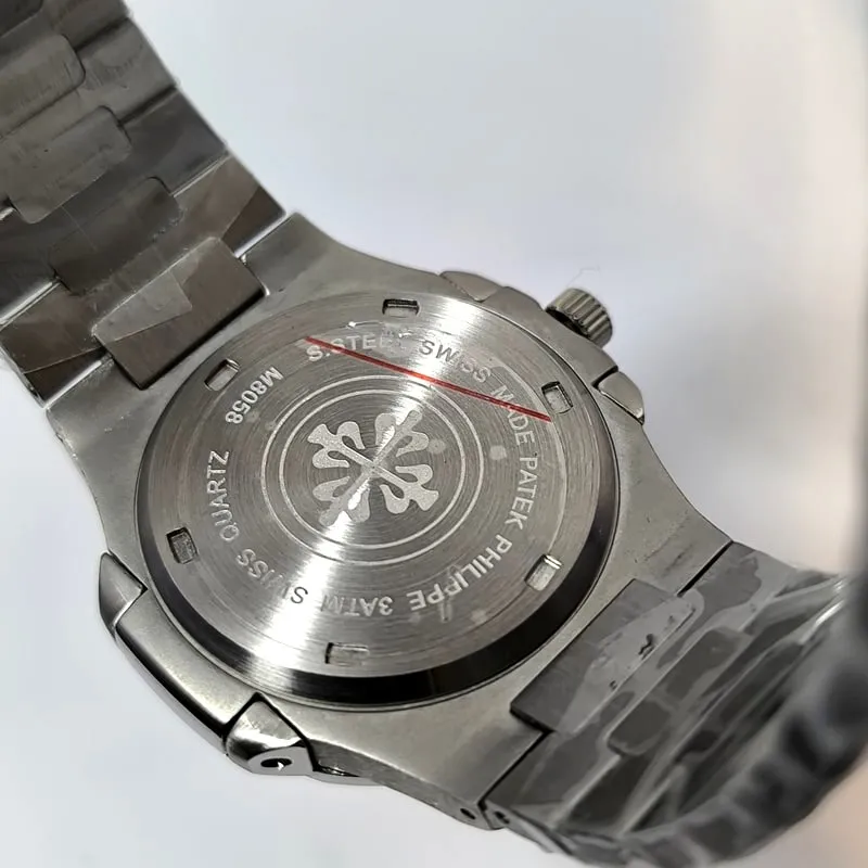 ساعت پتک فلیپ Nautilus