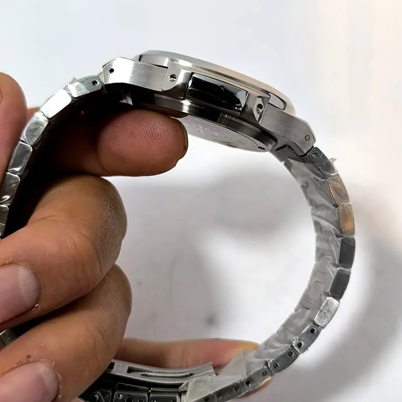 ساعت پتک فلیپ Nautilus