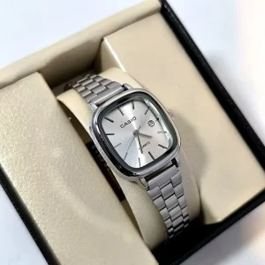 ساعت زنانه کاسیو مربعی