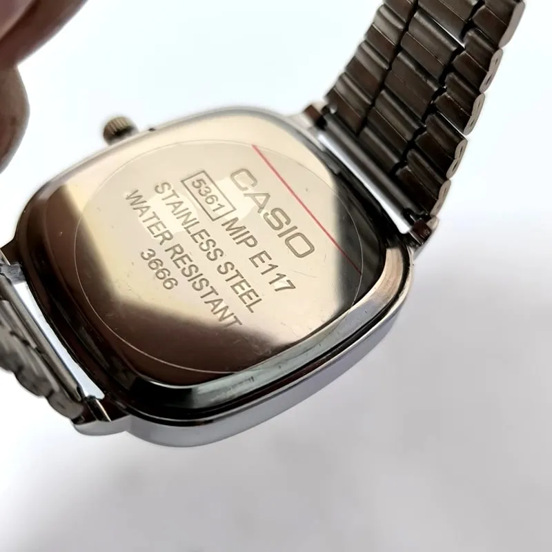 ساعت مردانه کاسیو مربعی