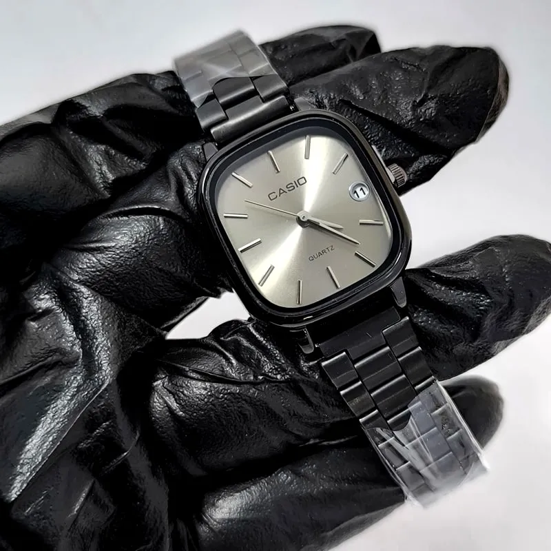 ساعت زنانه کاسیو مربعی