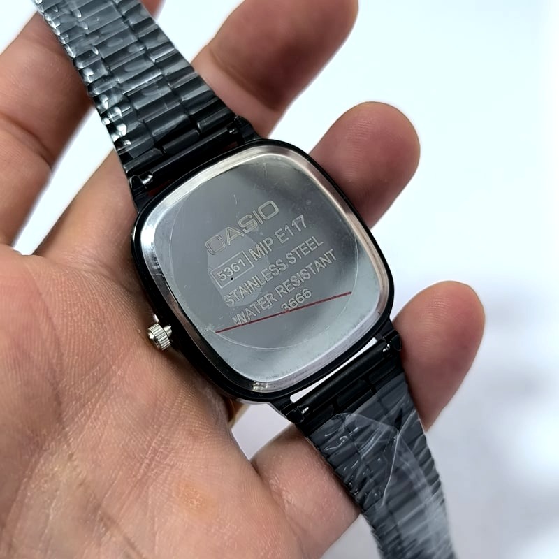 ساعت مردانه کاسیو مربعی