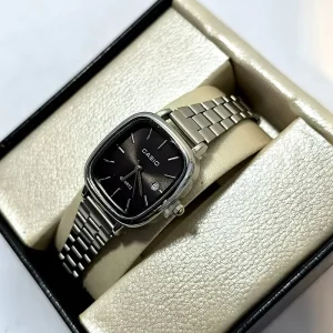 ساعت زنانه کاسیو مربعی