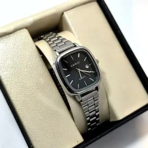 ساعت زنانه کاسیو مربعی