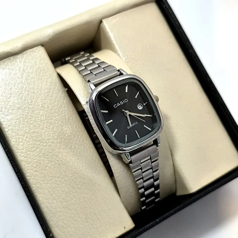 ساعت زنانه کاسیو مربعی