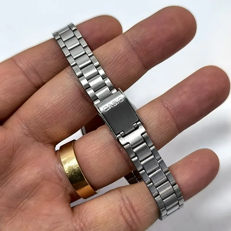 ساعت زنانه کاسیو مربعی