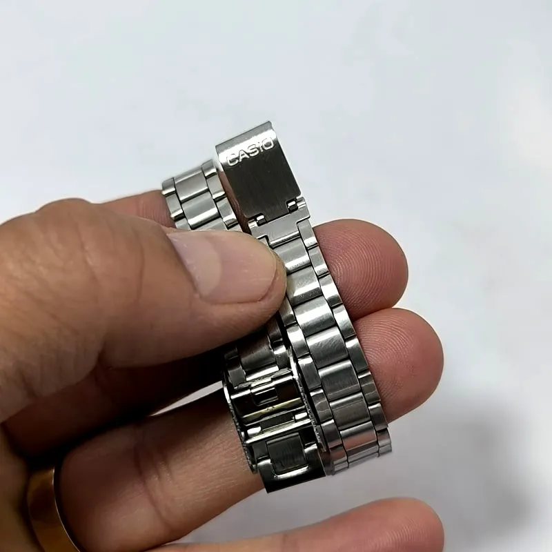 ساعت زنانه کاسیو مربعی