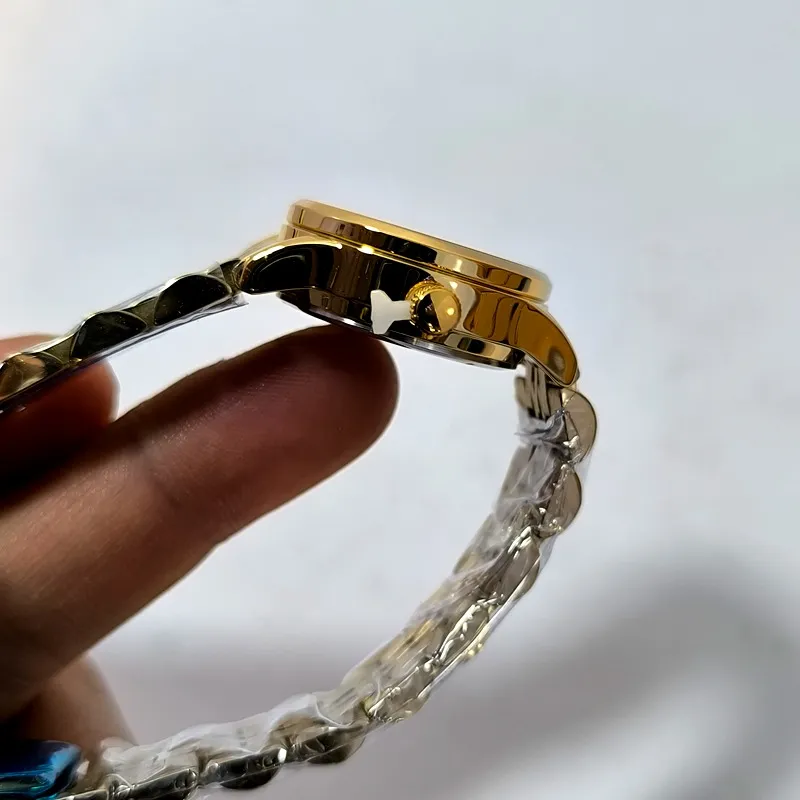 ساعت زنانه الگانس