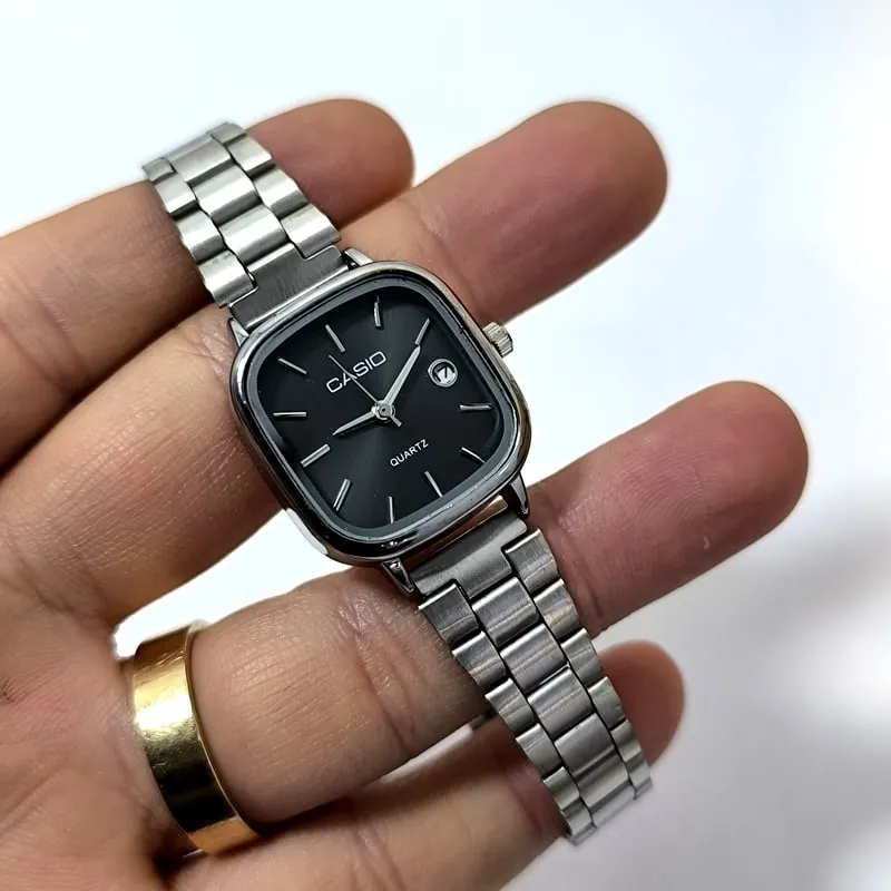 ساعت زنانه کاسیو مربعی