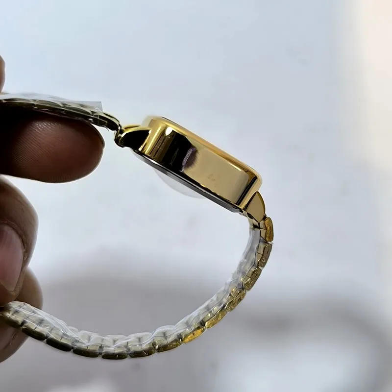 ساعت زنانه کاسیو مربعی