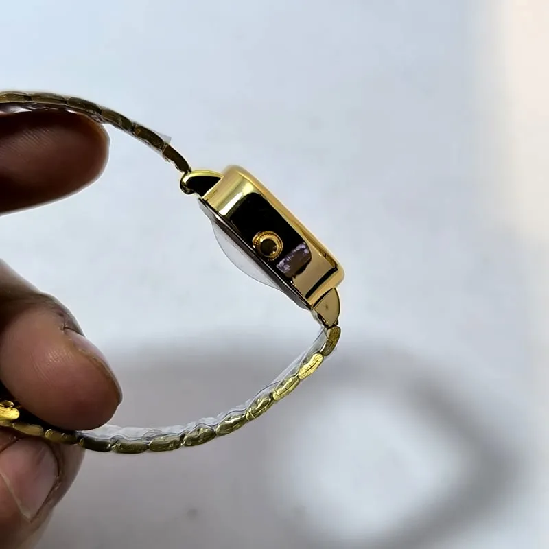 ساعت زنانه کاسیو مربعی