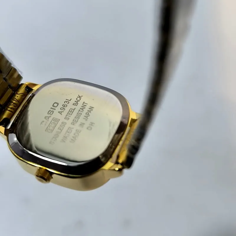 ساعت زنانه کاسیو مربعی