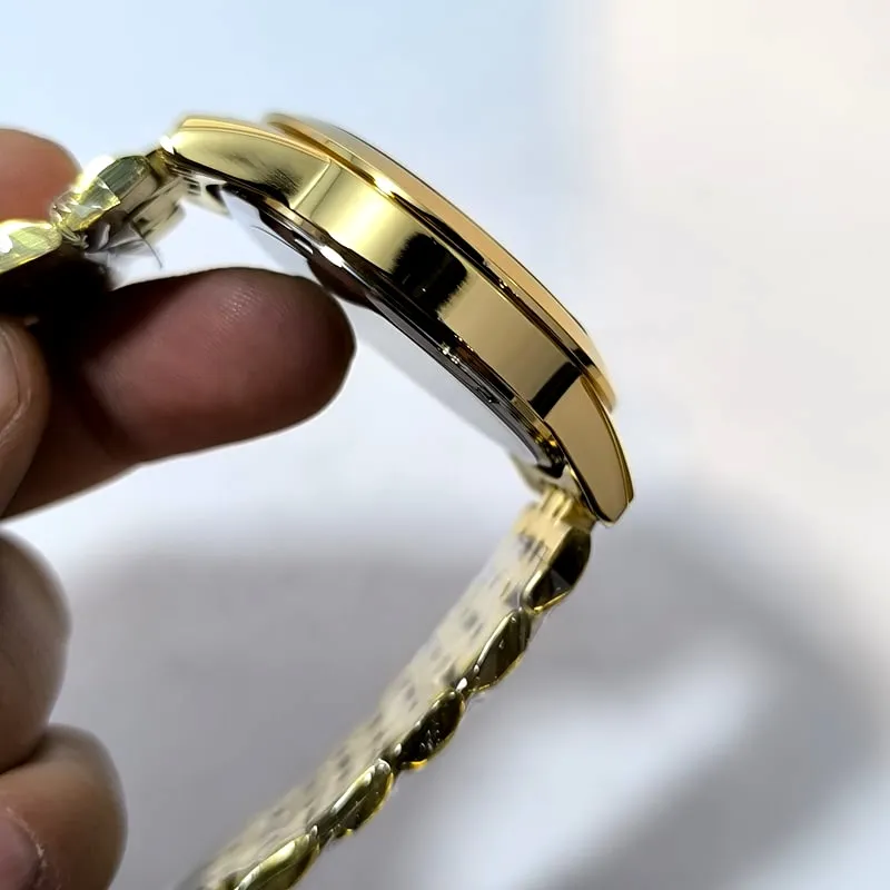 ساعت مردانه سیتیزن